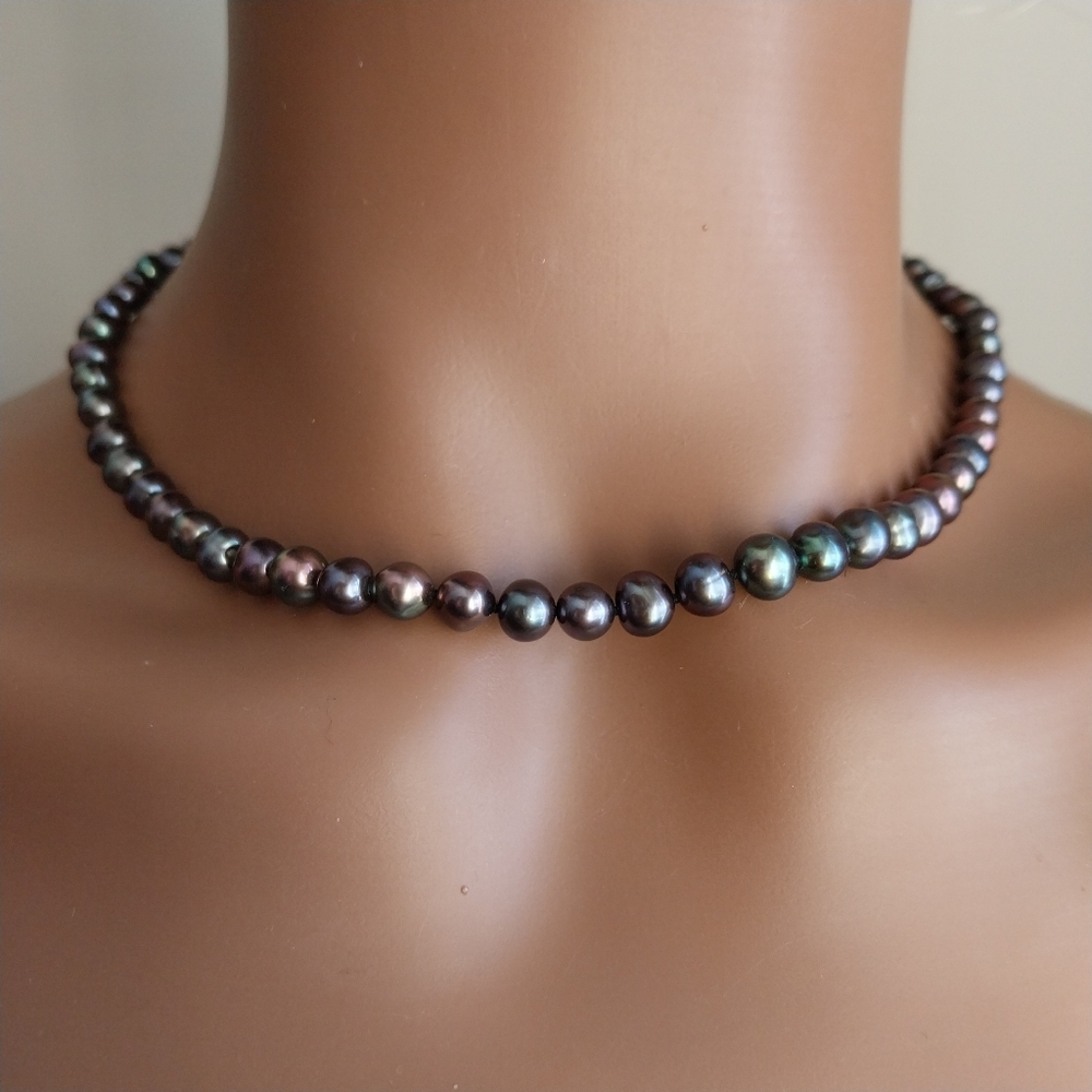 Vintage Black Pearl Necklace With Gold 585 (14K) Lock - Picture 14 of 15
